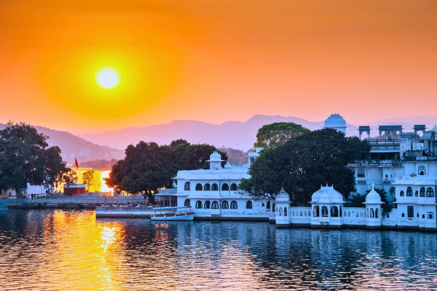 Golden Triangle Tour with Udaipur 8 Days